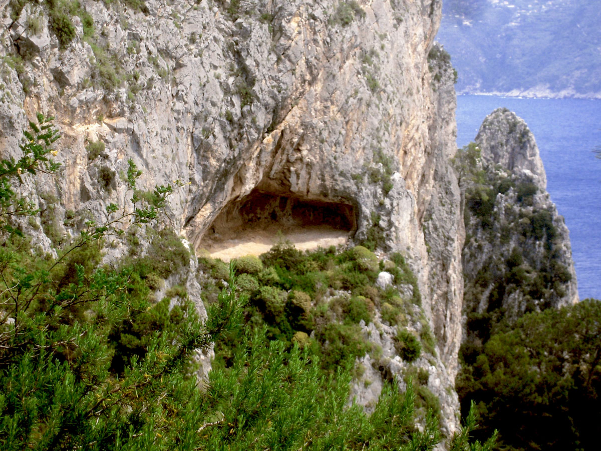 Sentiero dei Cacciatori - La grotta del Fieno - Capri